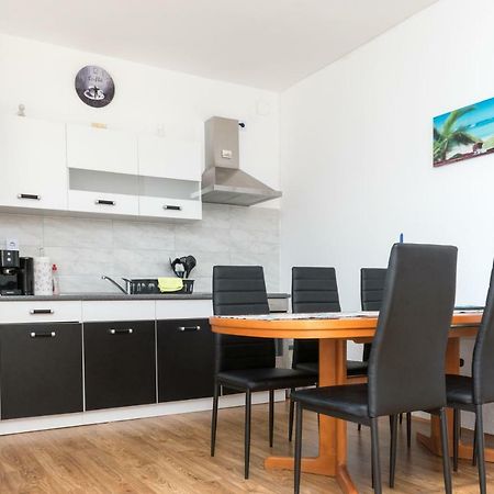 Apartment Rora Žaborić Extérieur photo
