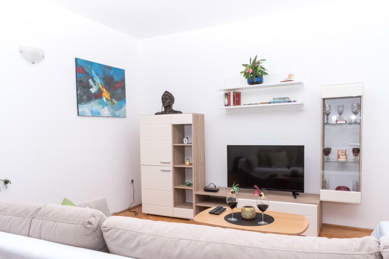 Apartment Rora Žaborić Extérieur photo