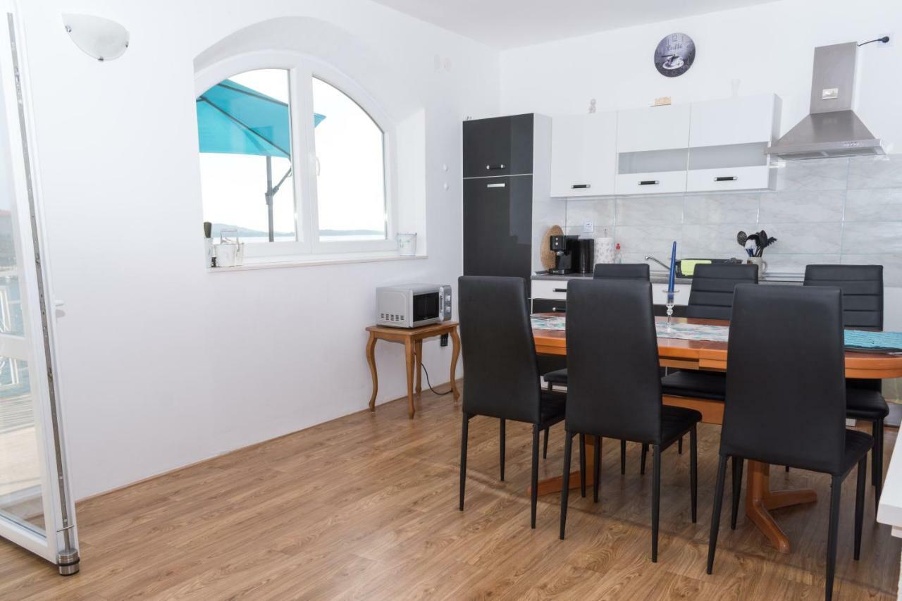 Apartment Rora Žaborić Extérieur photo
