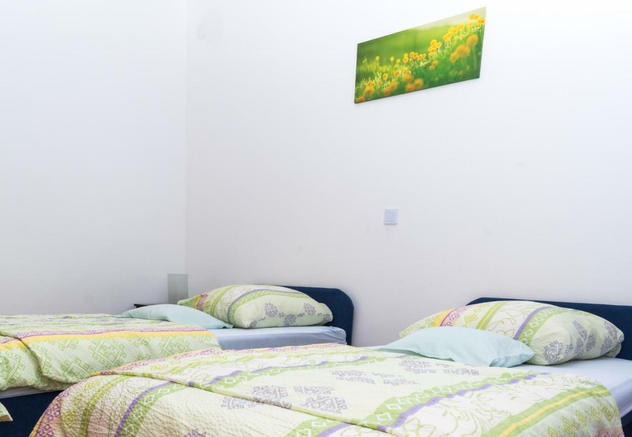 Apartment Rora Žaborić Extérieur photo