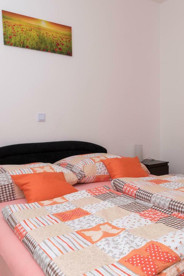 Apartment Rora Žaborić Extérieur photo